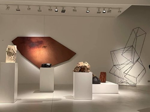 The Art of Sophie Cauvin - Geometry Matters